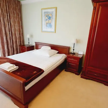 Bed & Breakfast Bthouse, Goscinne Warsaw