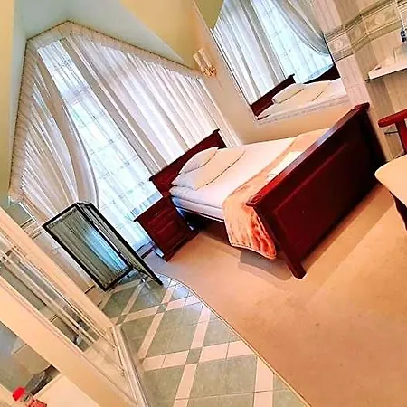 Bed & Breakfast Bthouse, Goscinne Varšava
