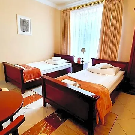 Bed & Breakfast Bthouse, Goscinne Varšava
