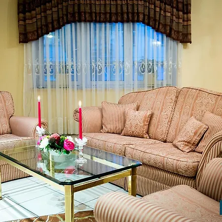 Bed & Breakfast Bthouse, Goscinne Warsaw
