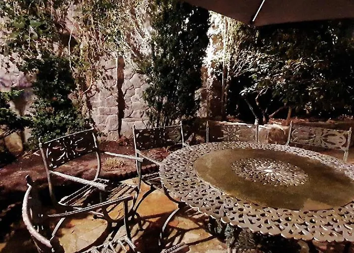 Bthouse, Goscinne * Warsaw