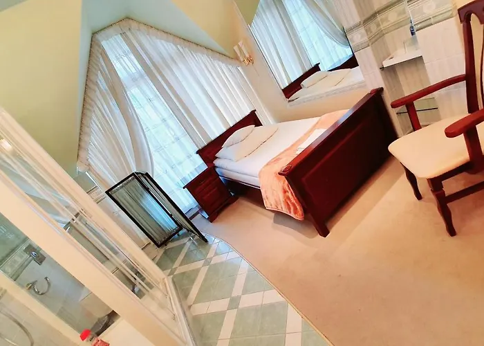 Bthouse, Goscinne Warsaw